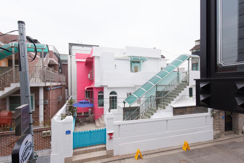 Stay Now Hongdae Seoul Luaran gambar